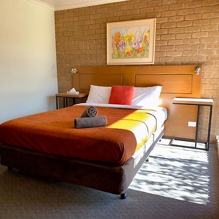 Darling Junction Motor Inn Wentworth Dış mekan fotoğraf