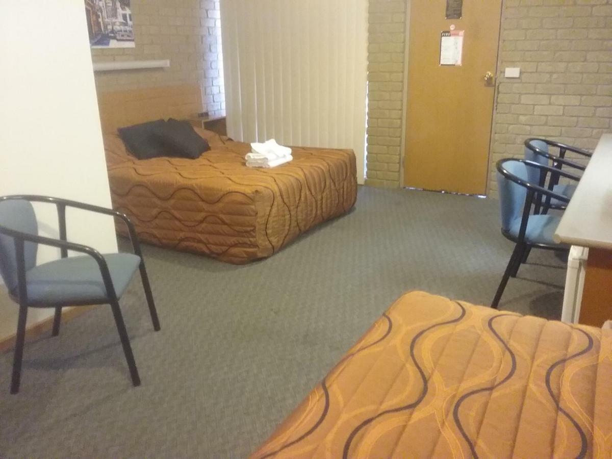 Darling Junction Motor Inn Wentworth Dış mekan fotoğraf